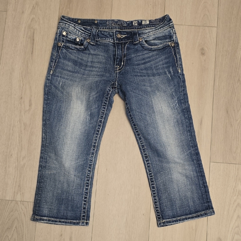 Miss Me Capri Jeans